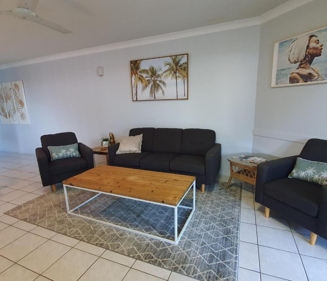 Apartment Venezia 3 - Spacious Beachfront *