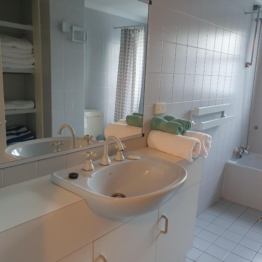 Venezia 3 - Spacious Beachfront Hervey Bay